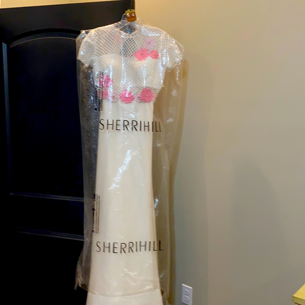 Sherri Hill style #51834 🚨SOLD🚨